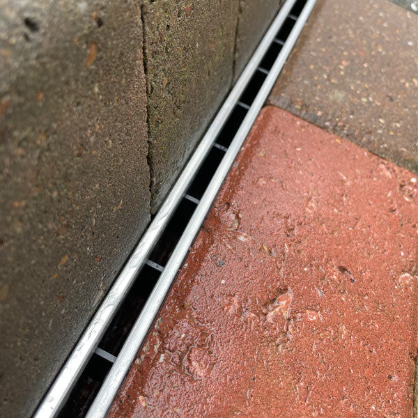 A15 Paving Slot Channel Drain with Aluminium Edge - 1m (DekDrain)