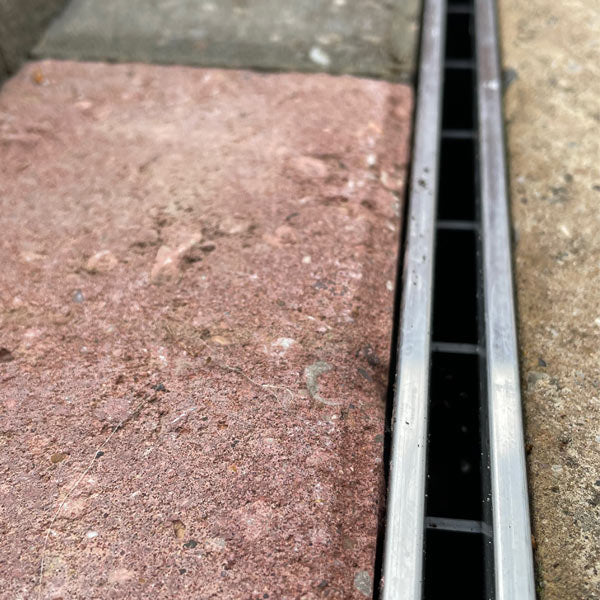 A15 Paving Slot Channel Drain with Aluminium Edge - 1m (DekDrain)