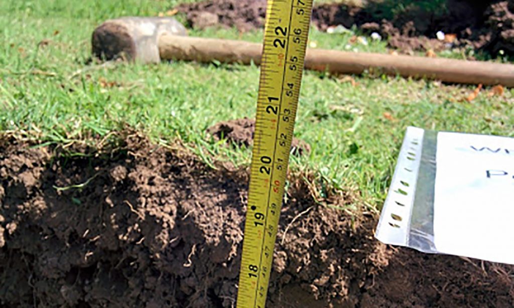 How to undertake a Trial Site Assessment Hole?