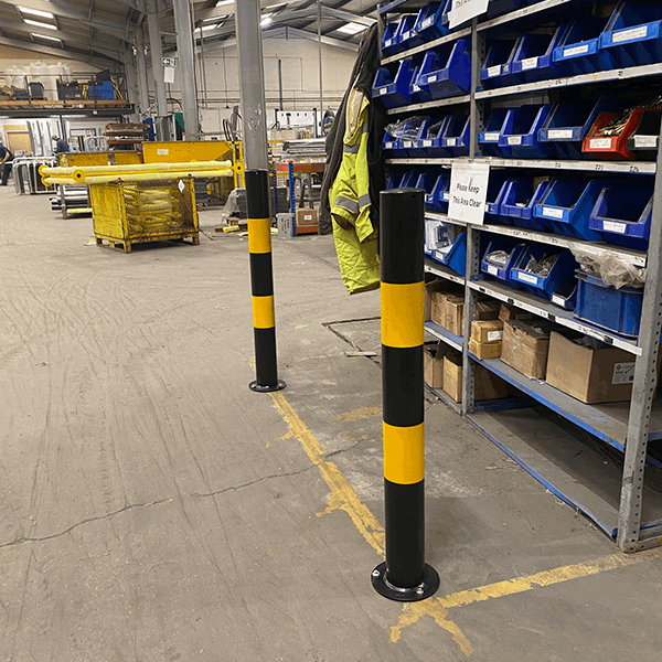 Black and Yellow Bollard (Bolt Down)