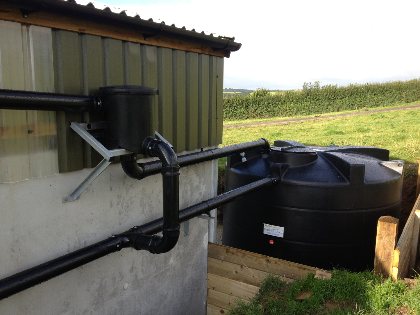 2,500 Litre Enduramaxx Vertical Rainwater Storage Tank